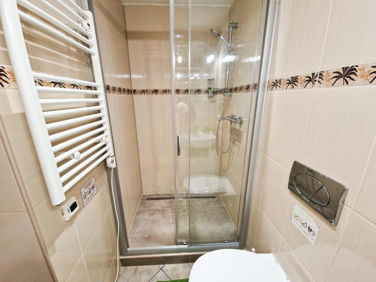 Ground Floor Apartment 布拉格 外观 照片